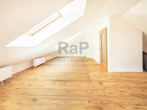Prodej domu 176 m², pozemek 382 m²
