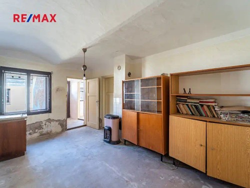 Prodej domu 415 m², pozemek 2446 m²