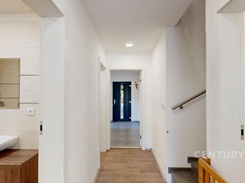 Prodej domu 319 m², pozemek 1499 m²