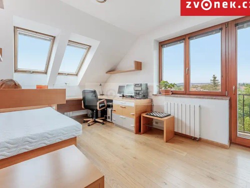 Prodej vily 540 m², pozemek 1700 m²