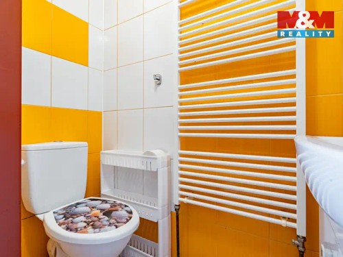 Prodej domu 350 m², pozemek 7949 m²