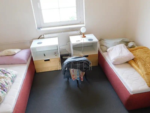 Prodej domu 291 m², pozemek 1199 m²