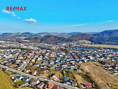 Prodej stavebního pozemku 596 m²