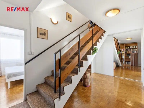 Prodej bytu 4+kk 80 m²