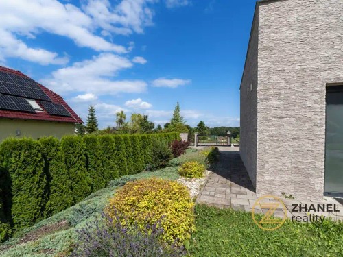 Prodej domu 351 m², pozemek 1603 m²