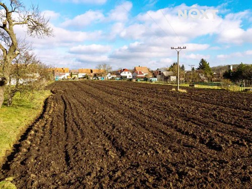 Prodej stavebního pozemku 4530 m²