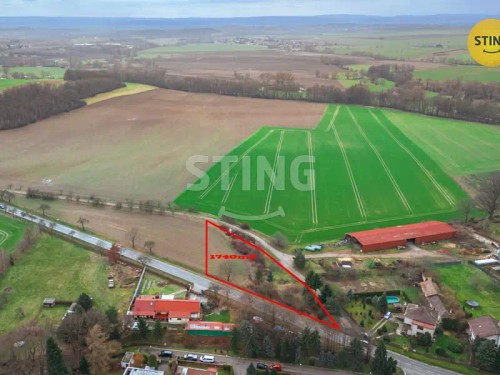 Prodej stavebního pozemku 1740 m²