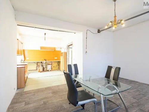 Prodej domu 330 m², pozemek 1487 m²