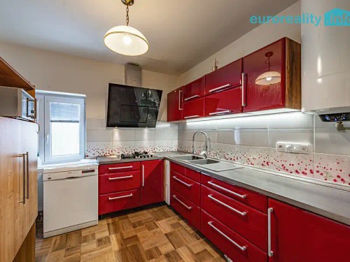 Prodej domu 229 m², pozemek 588 m²