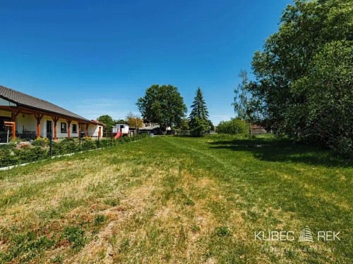 Prodej stavebního pozemku 740 m²