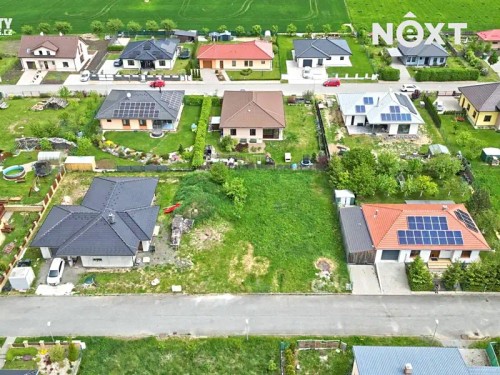 Prodej stavebního pozemku 738 m²