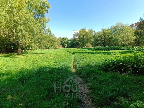 Prodej stavebního pozemku 2882 m²