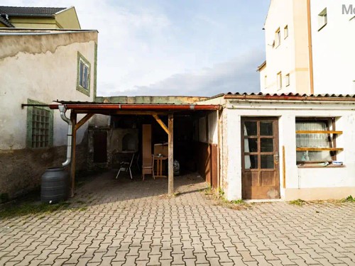 Prodej domu 384 m², pozemek 898 m²