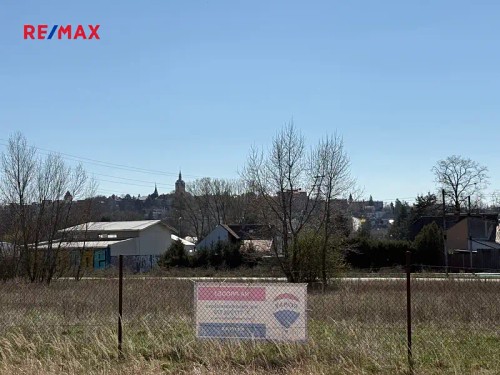 Prodej stavebního pozemku 2978 m²