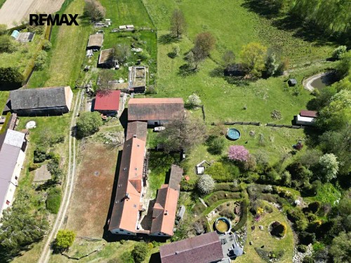 Prodej zemědělské usedlosti 725 m², pozemek 7880 m²