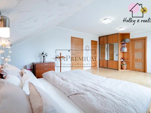 Prodej domu 354 m², pozemek 899 m²