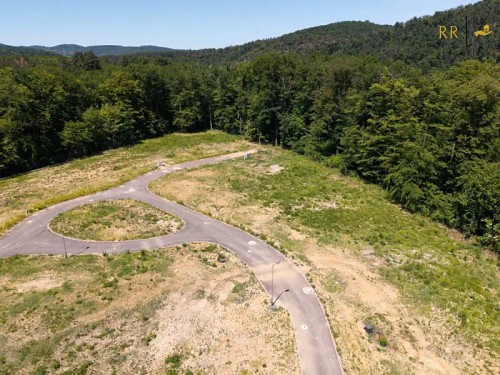 Prodej stavebního pozemku 1298 m²