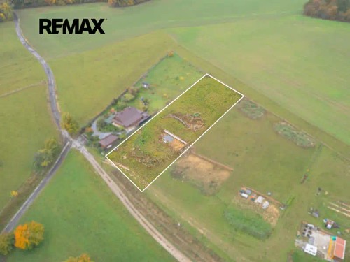 Prodej stavebního pozemku 3002 m²