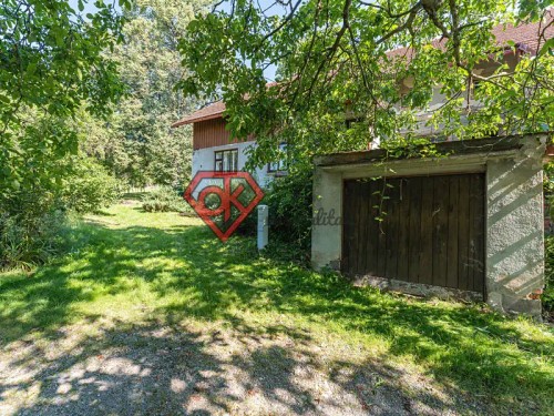 Prodej domu 216 m², pozemek 4048 m²