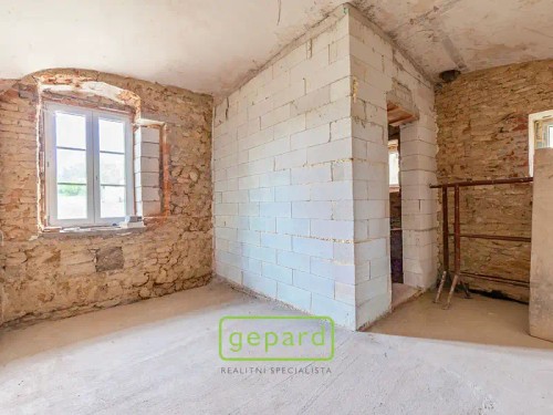 Prodej domu 388 m², pozemek 3321 m²