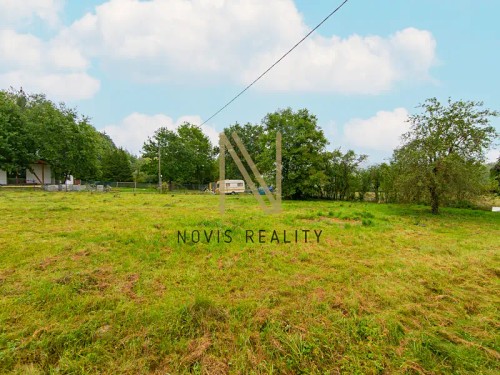 Prodej stavebního pozemku 1100 m²