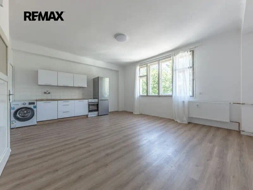 Prodej bytu 2+kk 43 m²