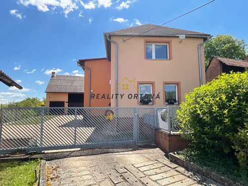 Prodej domu 166 m², pozemek 2688 m²