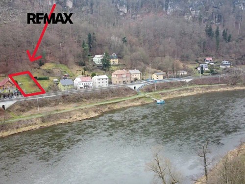 Prodej stavebního pozemku 1057 m²