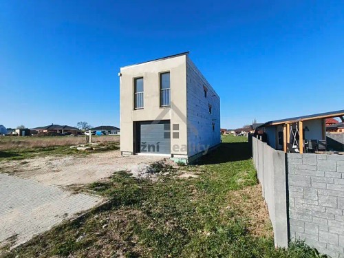 Prodej domu 220 m², pozemek 810 m²