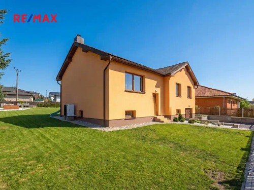 Prodej domu 204 m², pozemek 1006 m²