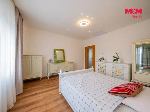 Prodej domu 169 m², pozemek 1807 m²
