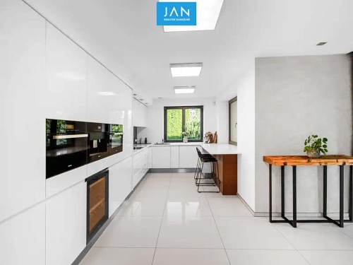 Prodej domu 385 m², pozemek 1560 m²