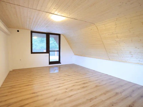 Prodej chalupy 93 m², pozemek 793 m²