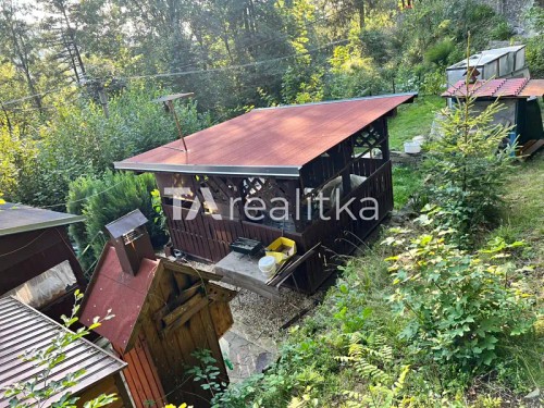 Prodaná  chata 64 m², pozemek 464 m²