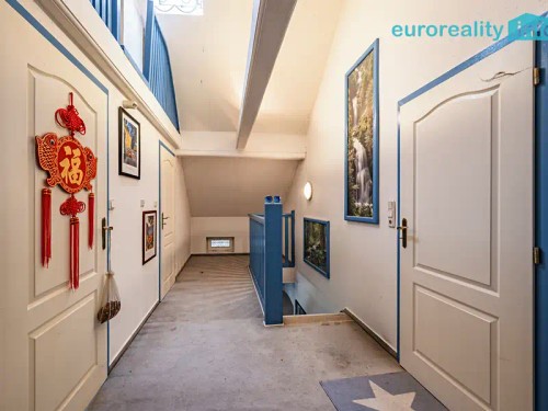 Prodej domu 178 m², pozemek 25612 m²