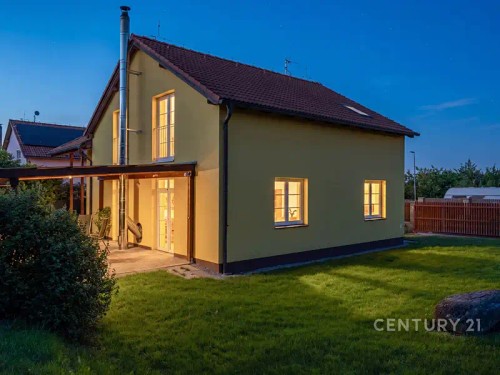 Prodej domu 252 m², pozemek 843 m²