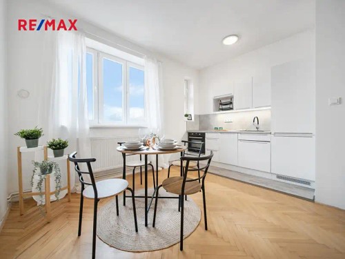 Prodej bytu 2+1 70 m²