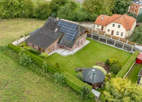 Prodej domu 330 m², pozemek 992 m²