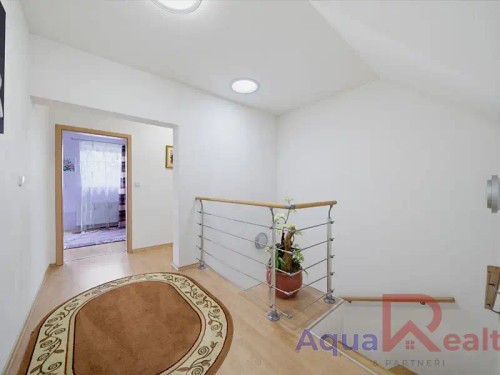 Prodej domu 206 m², pozemek 907 m²