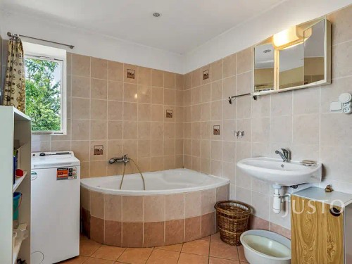 Prodej domu 180 m², pozemek 1758 m²
