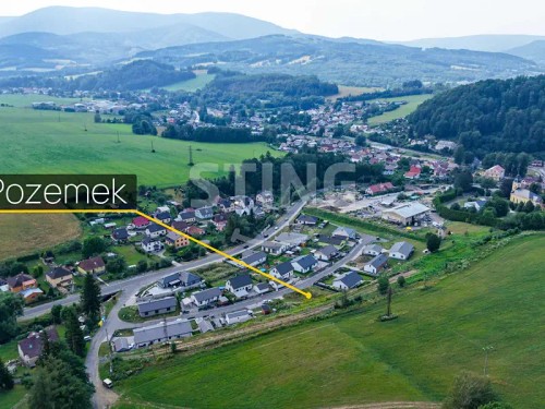 Prodej stavebního pozemku 1275 m²