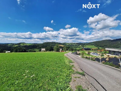 Prodej stavebního pozemku 2337 m²