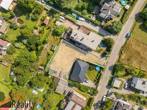 Prodej stavebního pozemku 692 m²