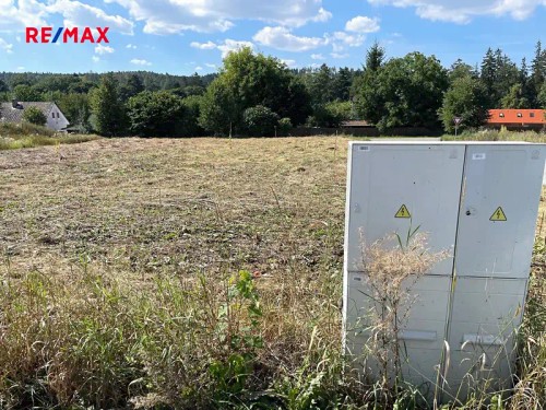 Prodej stavebního pozemku 1416 m²