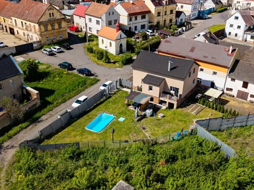 Prodej domu 195 m², pozemek 699 m²