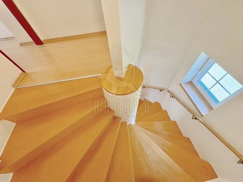 Prodej bytu 4+kk 137 m²