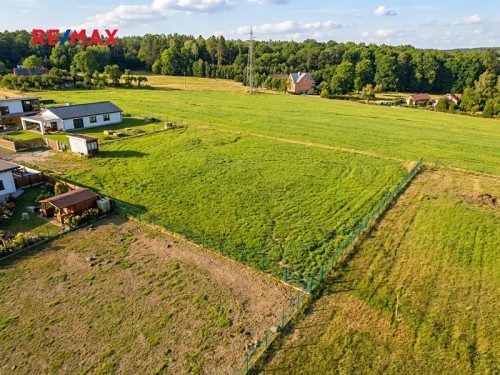 Prodej stavebního pozemku 1255 m²