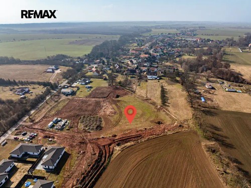 Prodej stavebního pozemku 905 m²
