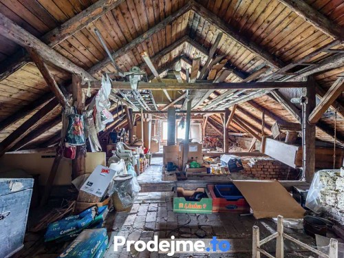 Prodej domu 214 m², pozemek 5225 m²