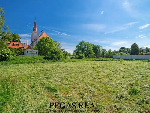 Prodej stavebního pozemku 2365 m²